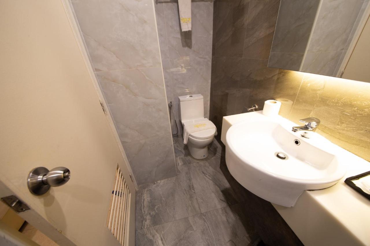 Ritzton Hotel Τζόχορ Μπάχρου Εξωτερικό φωτογραφία
