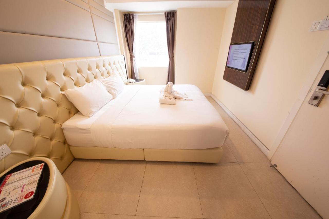 Ritzton Hotel Τζόχορ Μπάχρου Εξωτερικό φωτογραφία