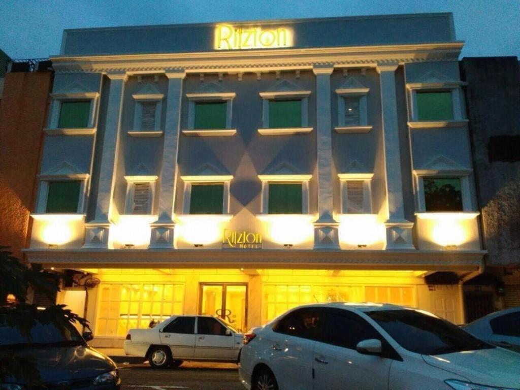 Ritzton Hotel Τζόχορ Μπάχρου Εξωτερικό φωτογραφία