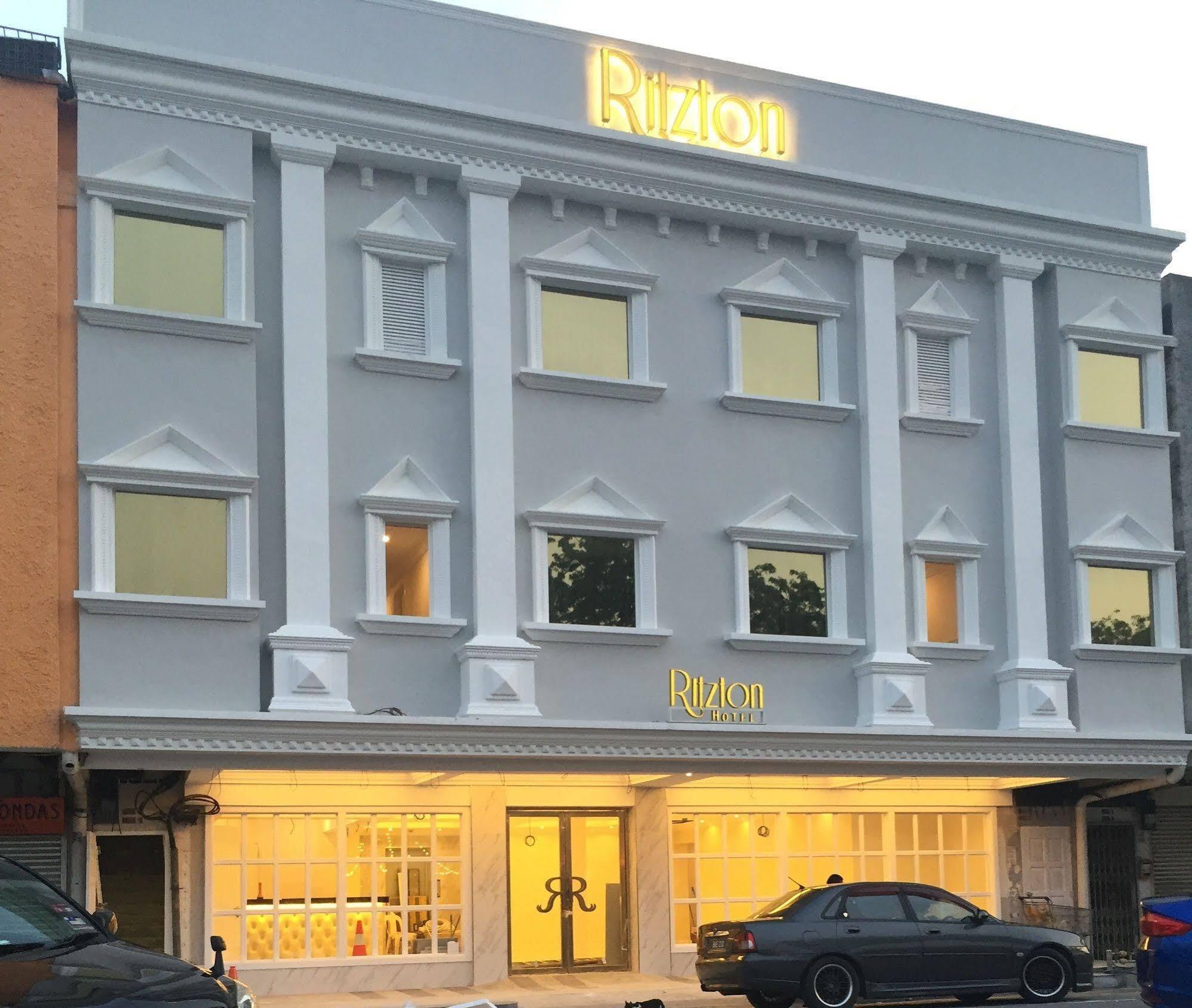 Ritzton Hotel Τζόχορ Μπάχρου Εξωτερικό φωτογραφία