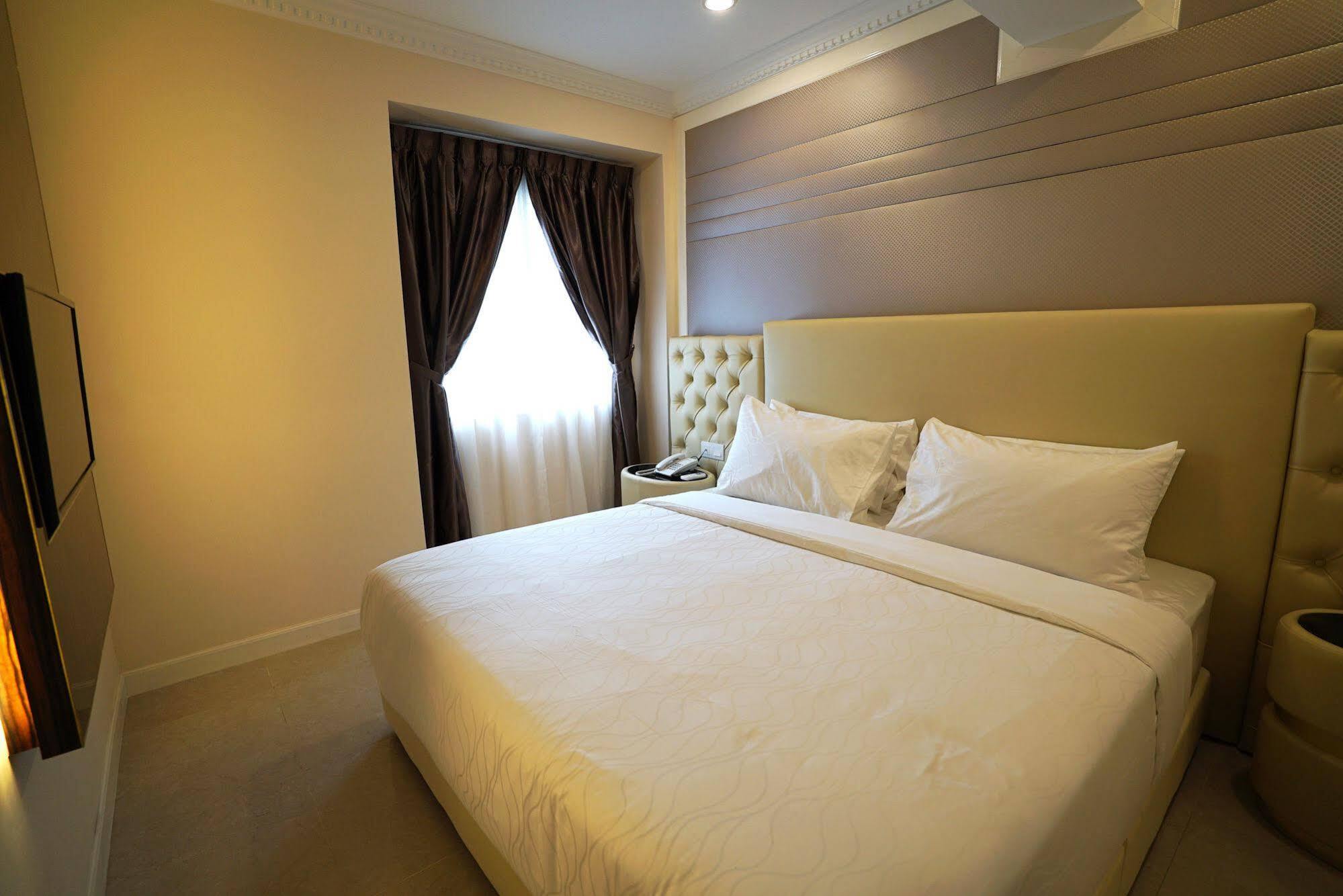 Ritzton Hotel Τζόχορ Μπάχρου Εξωτερικό φωτογραφία