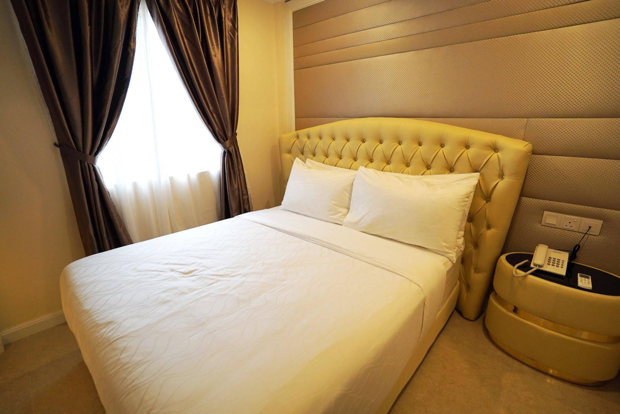 Ritzton Hotel Τζόχορ Μπάχρου Εξωτερικό φωτογραφία