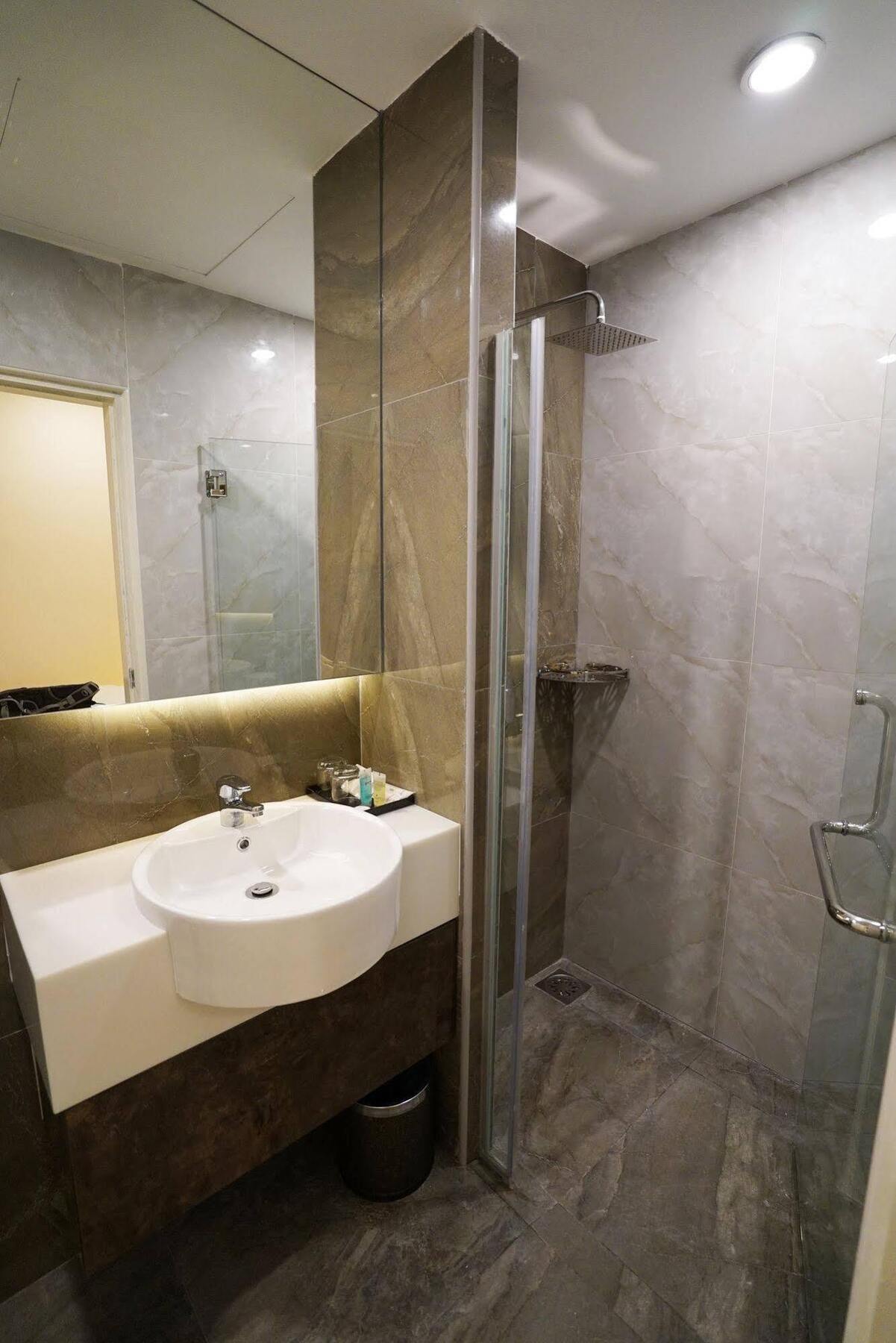 Ritzton Hotel Τζόχορ Μπάχρου Εξωτερικό φωτογραφία